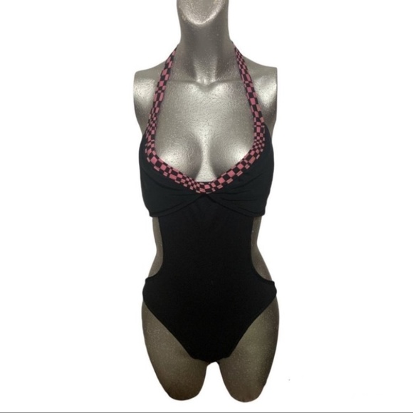 4/$20 One piece cut out black and pink bathing suit - Picture 1 of 5